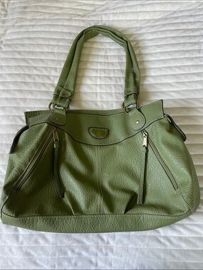 Treviso Green Faux Leather Handbag/Purse with Gold/Brass Hardware EUC